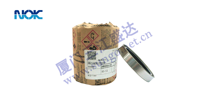 挖掘機(jī)保養(yǎng)時間與保養(yǎng)部件更換流程說明