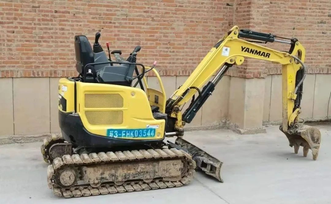 挖掘機(jī)閑置時(shí)如何保養(yǎng)？